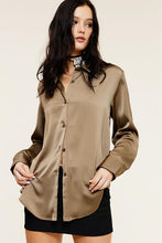 Load image into Gallery viewer, Satin Button Down Long Sleeve Blouse
