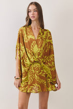 Load image into Gallery viewer, Terra Botanica Surplice Caftan Top