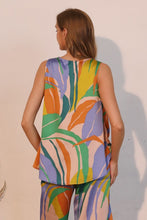 Load image into Gallery viewer, Isla Tropical Front Tucked Top