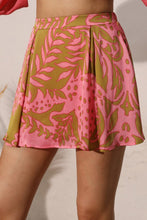 Load image into Gallery viewer, Terra Botanica Pleated Skort
