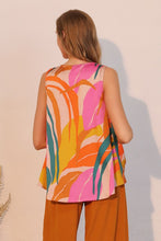 Load image into Gallery viewer, Isla Tropical Front Tucked Top