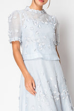 Load image into Gallery viewer, Floral Trim Blouse