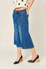 Load image into Gallery viewer, Side Line Bermuda Barrel Shorts