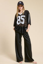 Load image into Gallery viewer, Jersey Top Contrast Lace