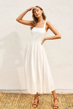 Load image into Gallery viewer, Linen Seam Detail Maxi Dress
