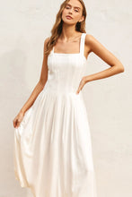 Load image into Gallery viewer, Linen Seam Detail Maxi Dress