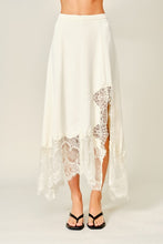 Load image into Gallery viewer, Romatic Lace Trim Asymmetric Midi Skirt
