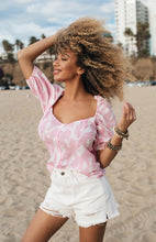 Load image into Gallery viewer, Demi Sweetheart Top