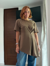 Load image into Gallery viewer, Santin Side Button Draped 
Asymmetric Hem Top
