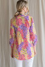 Load image into Gallery viewer, Colorful Print Collarless Top
