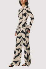 Load image into Gallery viewer, Knit PrintedPant

