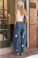Load image into Gallery viewer, Heart Splatter Stretch Barrel Jeans
