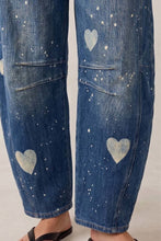 Load image into Gallery viewer, Heart Splatter Stretch Barrel Jeans
