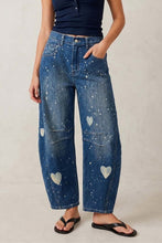 Load image into Gallery viewer, Heart Splatter Stretch Barrel Jeans
