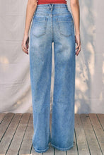 Load image into Gallery viewer, High Rise Essential Wide Leg Jeans
