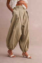 Load image into Gallery viewer, Drawstring Hem Wide Leg Balloon Pant
