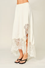 Load image into Gallery viewer, Romatic Lace Trim Asymmetric Midi Skirt
