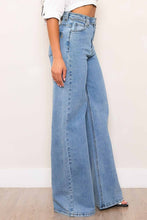 Load image into Gallery viewer, Waist Snap Button High-Rise Jeans
