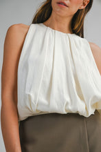 Load image into Gallery viewer, Halter Neck Bubble Hem Blouse
