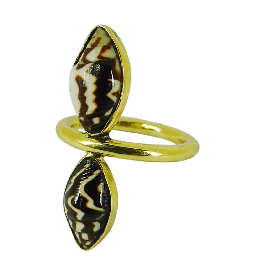 Marinus Shell Ring