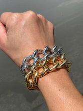 Load image into Gallery viewer, Curb Chain Bracelet
