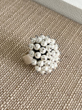 Load image into Gallery viewer, BE Italian Chunky Pearls Ring
